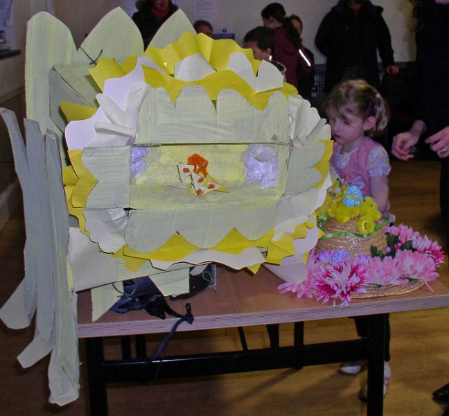 daffontable.jpg